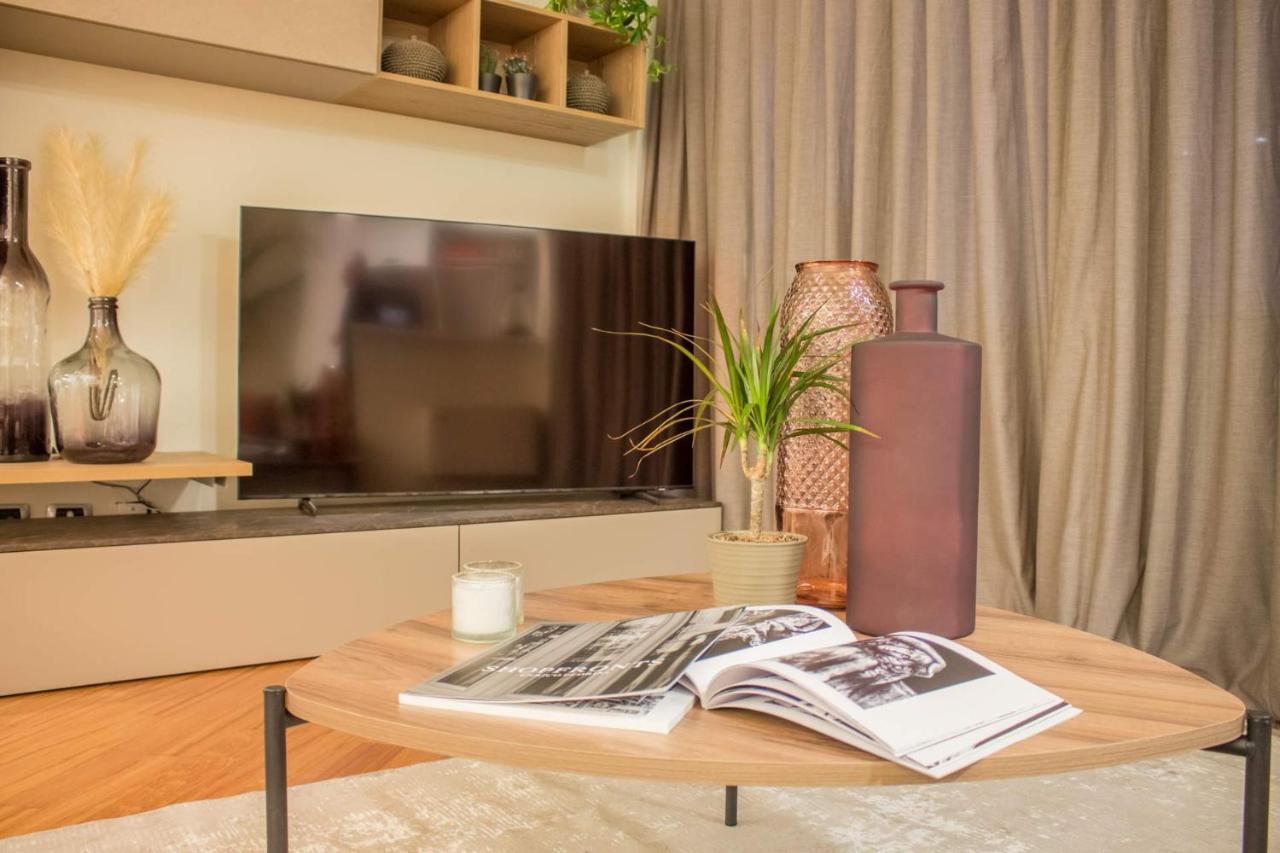 Ar Prestige Penthouse - Soho Apartment