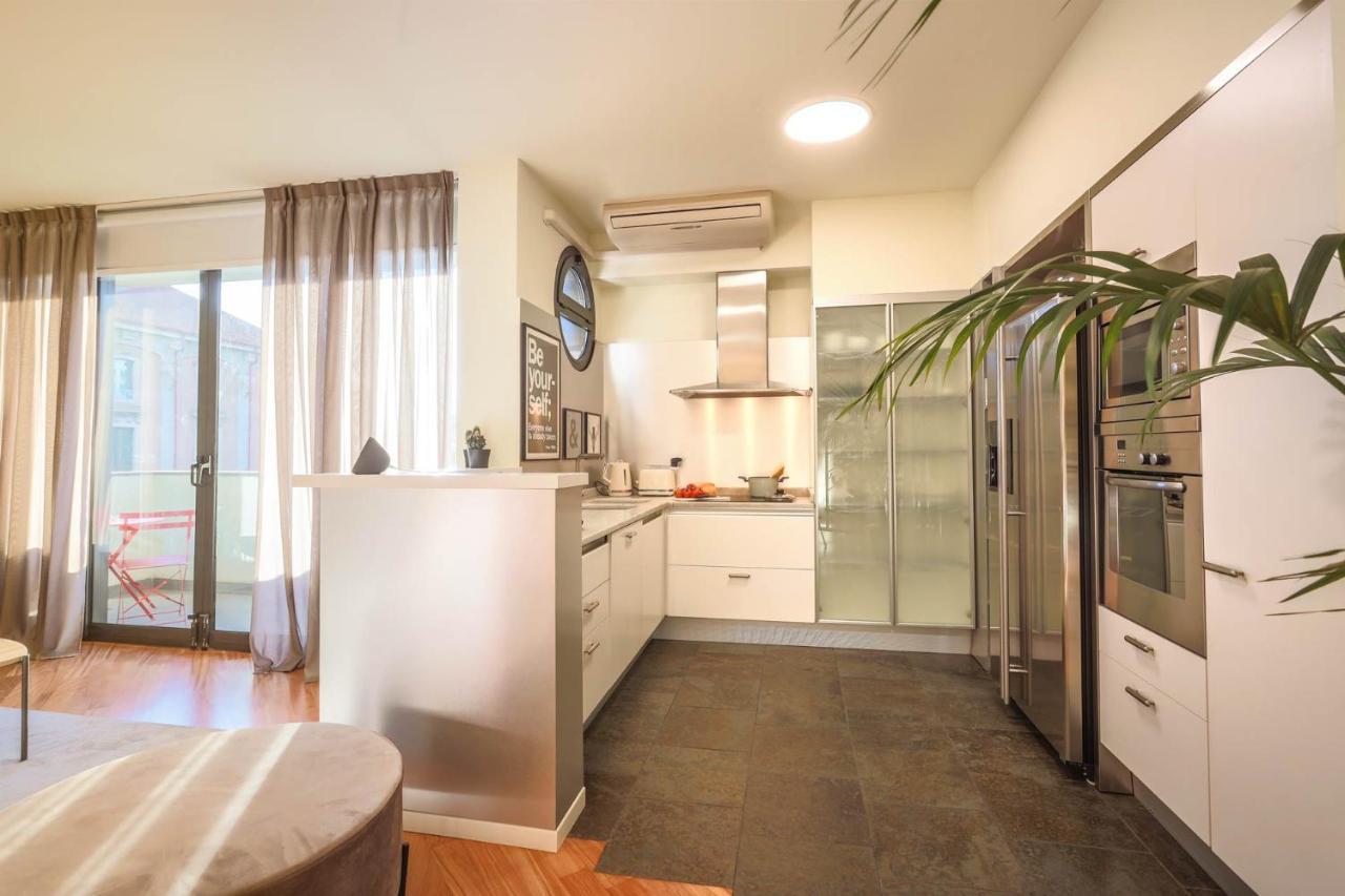 Ar Prestige Penthouse - Soho Apartment